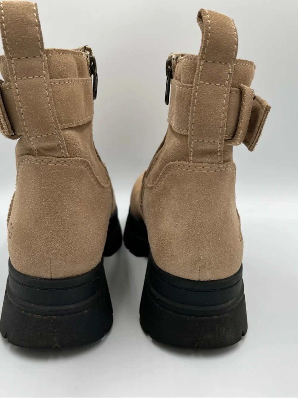 UGG gently used